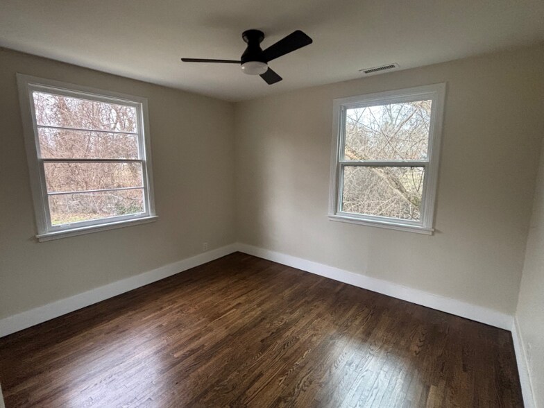 Building Photo - 35 Whitsett Rd