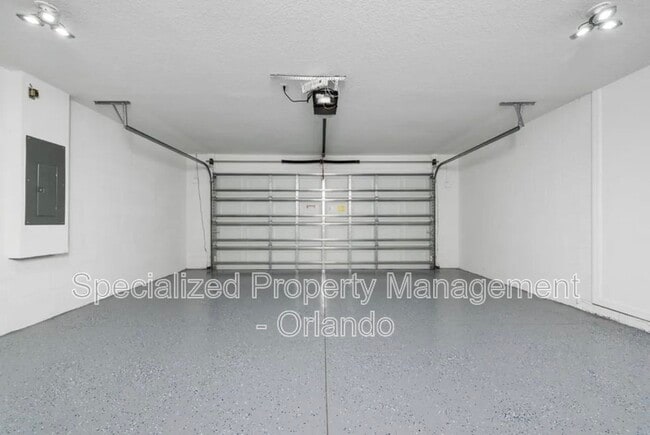 Building Photo - 4451 SW 170th Street Rd