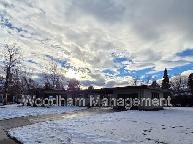 Building Photo - 621 S 14th Ave