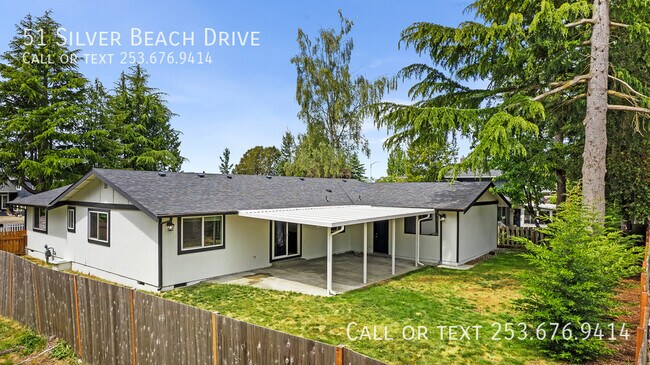 Building Photo - 51 Silver Beach Dr