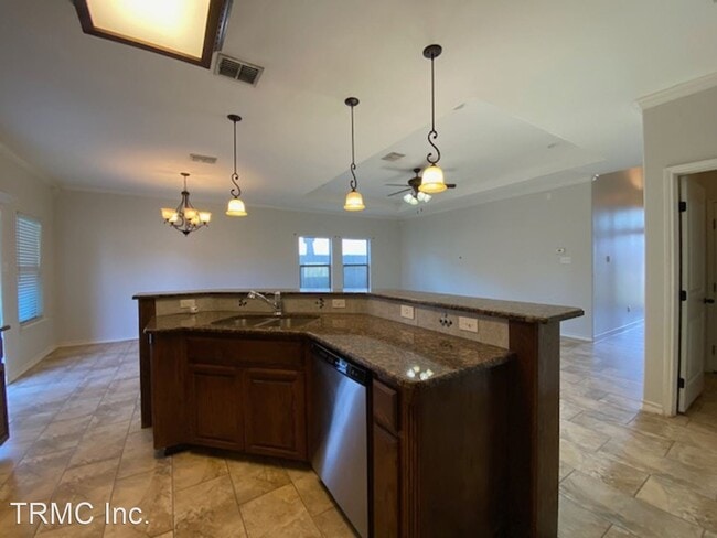 Building Photo - 3 br, 2 bath House - 2561 DATE PALM DR.