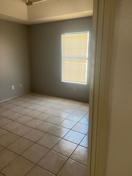 Building Photo - 3728 W Faith Hill St