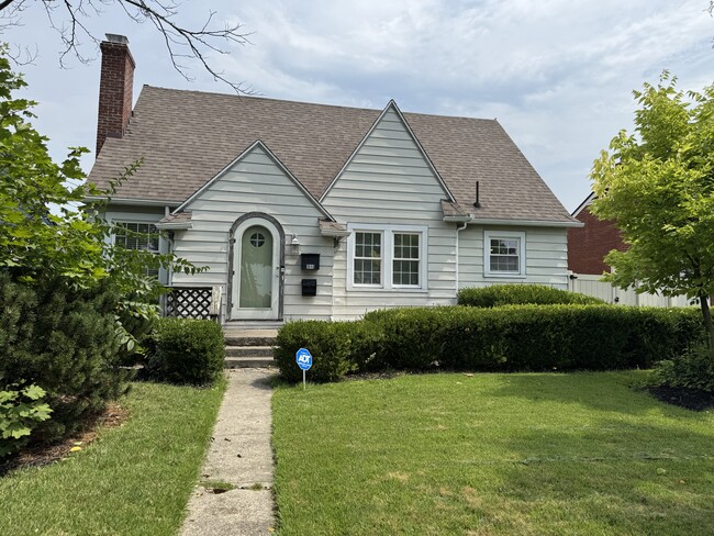 Building Photo - 1048 Wilmington Ave