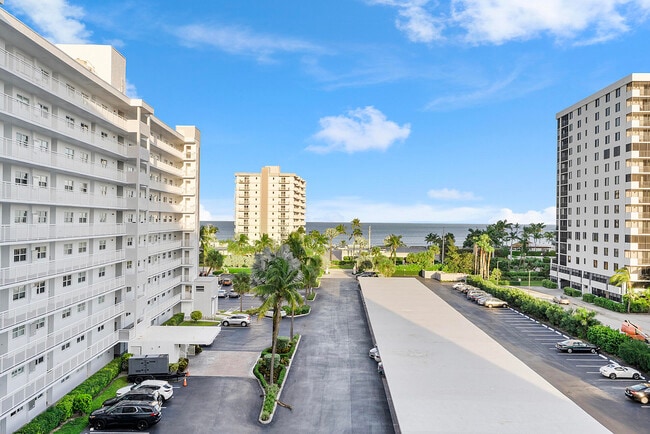 Building Photo - 3310 S Ocean Blvd