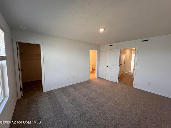 Building Photo - 1258 Bluewater Ln