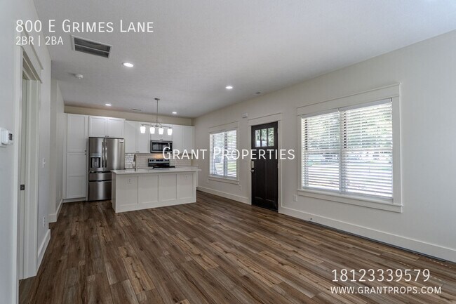 Building Photo - 800 E Grimes Ln