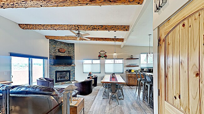 Building Photo - 3374 S Village Loop