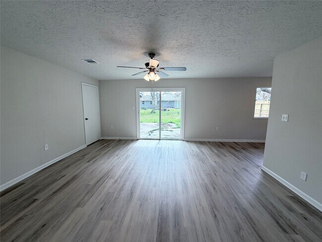 Building Photo - 4103 Goulburn Dr