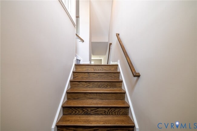 Building Photo - 11443 Hayloft Ln