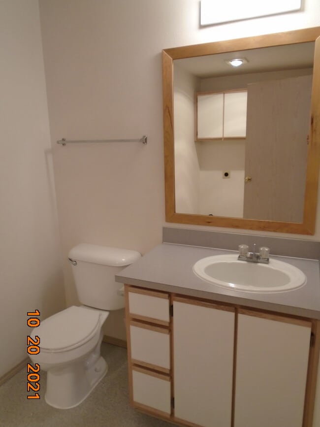 Building Photo - 160 N 7th St