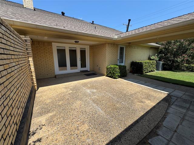 Building Photo - 3786 Weeburn Dr