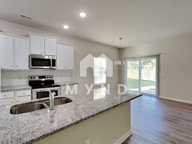 Building Photo - 5617 Newton Creek Dr