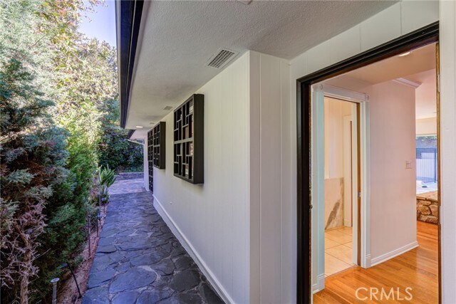 Building Photo - 2740 Hutton Dr