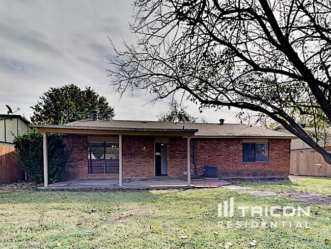 Building Photo - 3833 O'Hare Dr