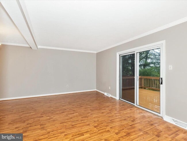 Building Photo - 430 Spalding Ct