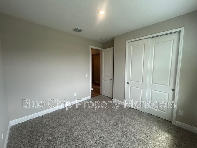 Building Photo - 1125 British Cir