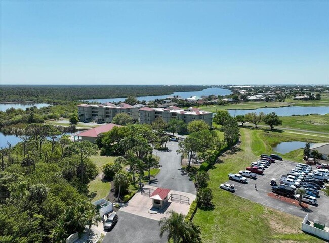 Building Photo - 10045 Links Ln