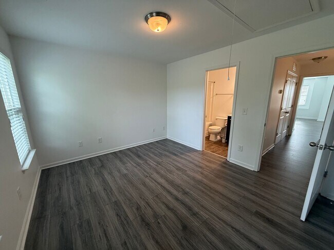 Building Photo - 5448 Farm House Trail