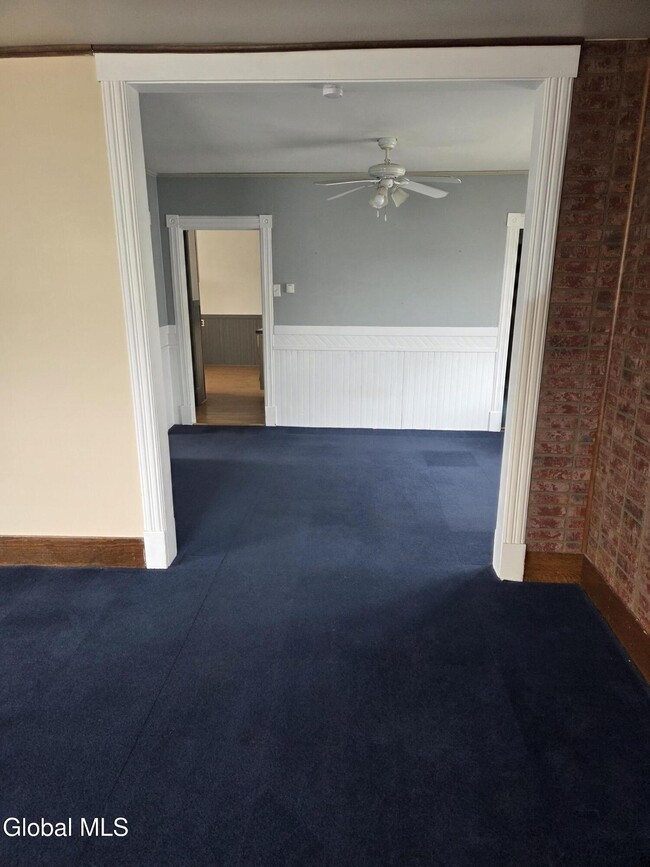 Building Photo - 48 Arnold Ave