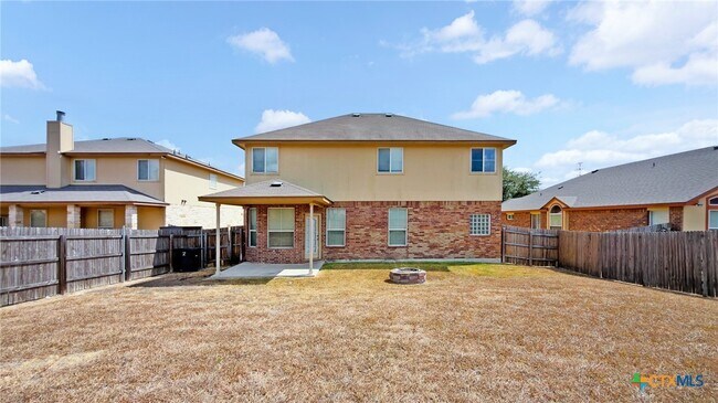Building Photo - 3403 Cricklewood Drive