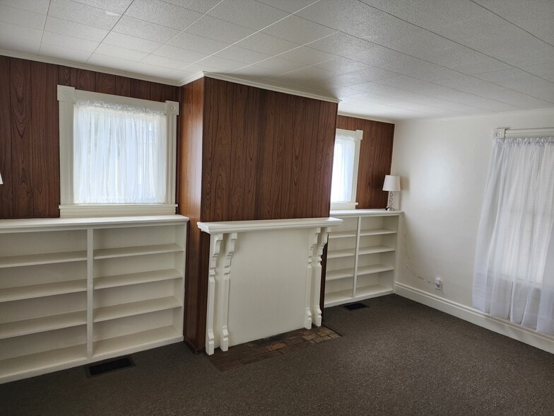 Building Photo - 1636 Philadelphia St