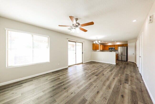 Building Photo - 11767 W Banff Ln