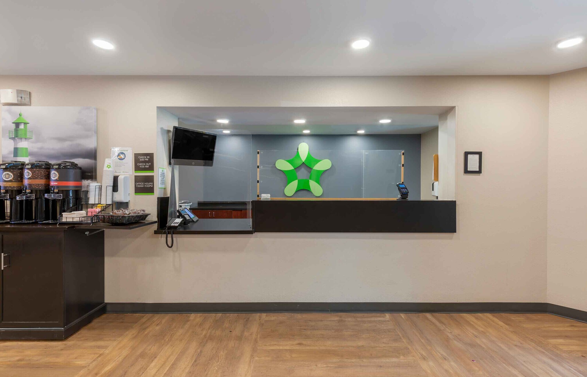 Building Photo - Furnished Studio-Washington, D.C. - Centre...