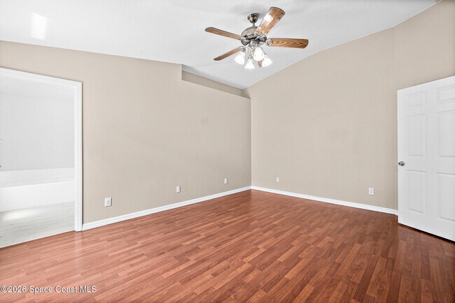 Building Photo - 2467 Deercroft Dr