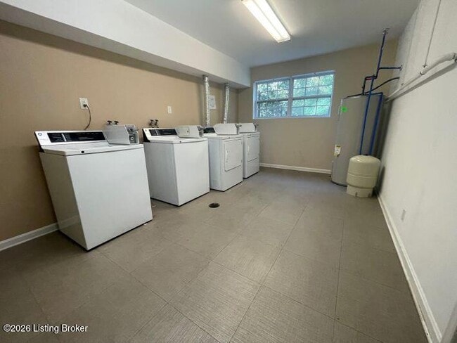 Building Photo - 3546 Brockton Ln
