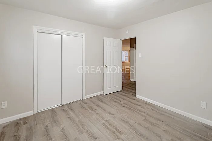 Building Photo - 4 St George Ct