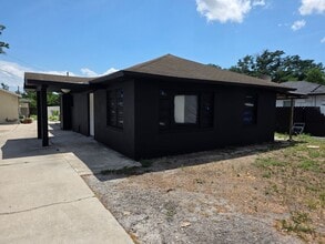 Building Photo - 3422 W Idlewild Ave