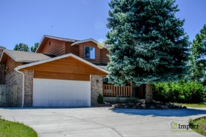 Building Photo - 8586 E Lakeview Dr