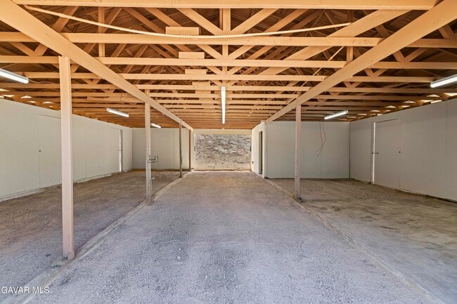 Building Photo - 13620 Pales Rd