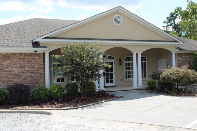 Building Photo - 107 Springlakes Cir