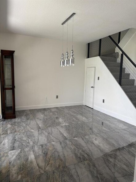 Building Photo - 254 Riverwalk Cir