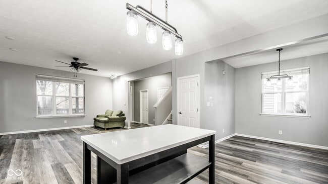 Building Photo - 2525 Central Ave