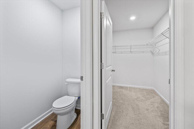Building Photo - 138 Cotton Bluff Ct