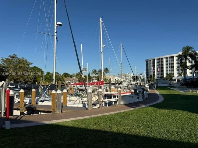 Building Photo - 2731 NE 14th Street Causeway