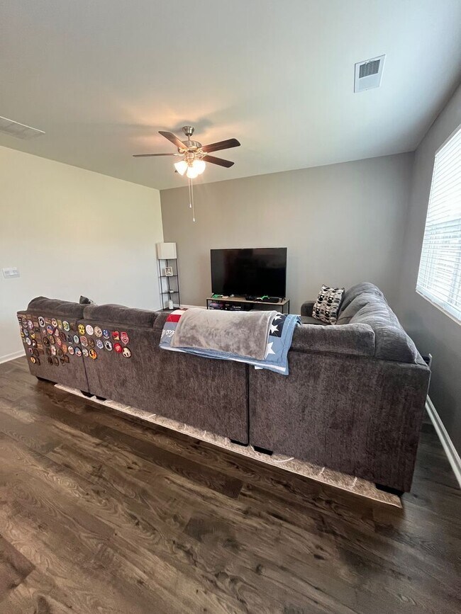 Building Photo - Bonaire Beauty: A Modern 3-Bedroom Home Aw...