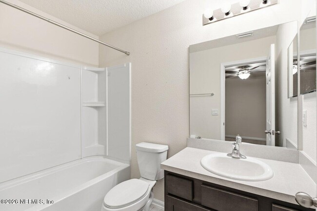 Building Photo - 836 Observatory Pkwy