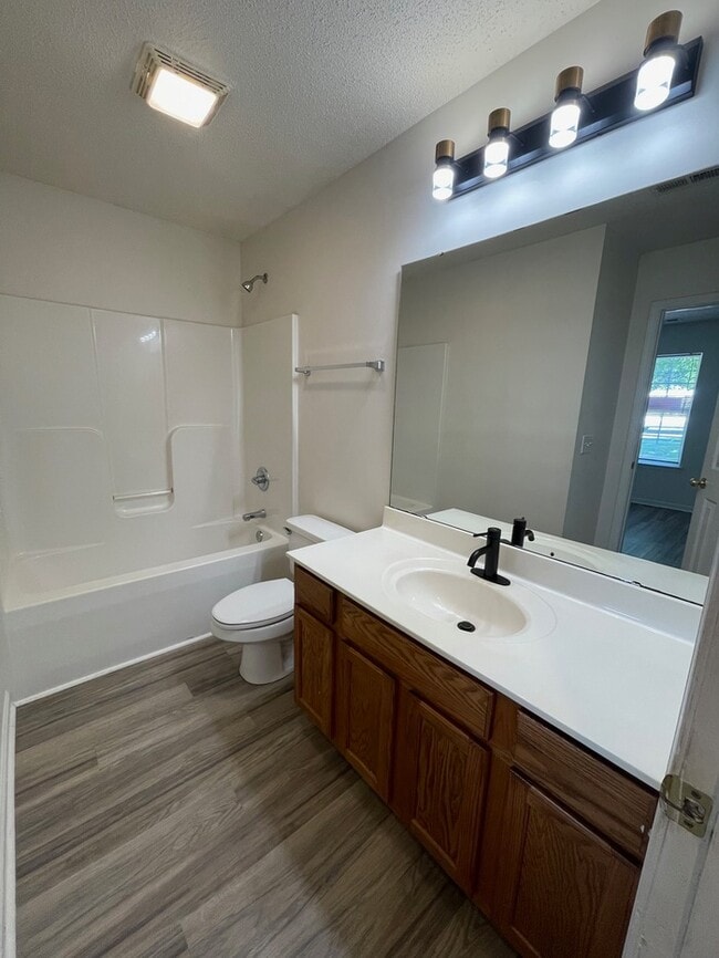 Building Photo - 6228 Sid Crane Dr