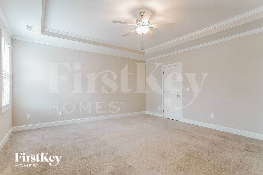 Building Photo - 113 Shallow Fls Ln