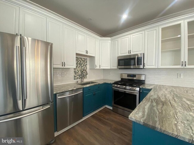 Building Photo - 76 Kyle Way