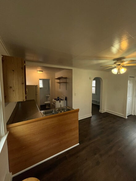 Building Photo - 205 South St