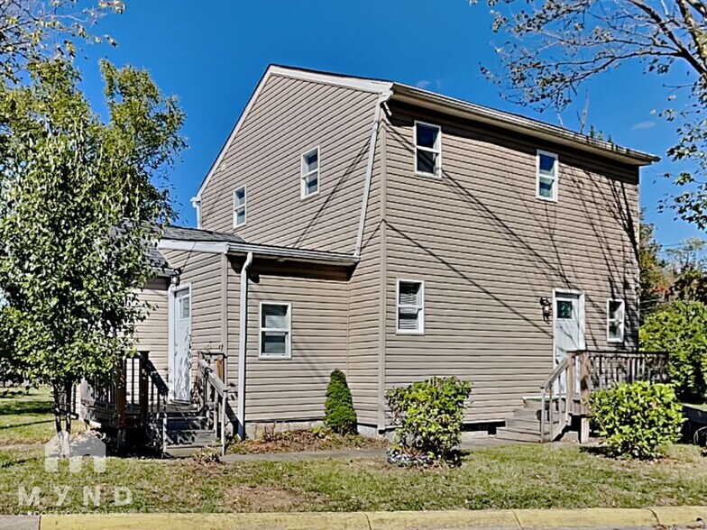 Primary Photo - 3400 1st Ave