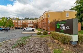 Building Photo - 39640 Orchard Hill Pl