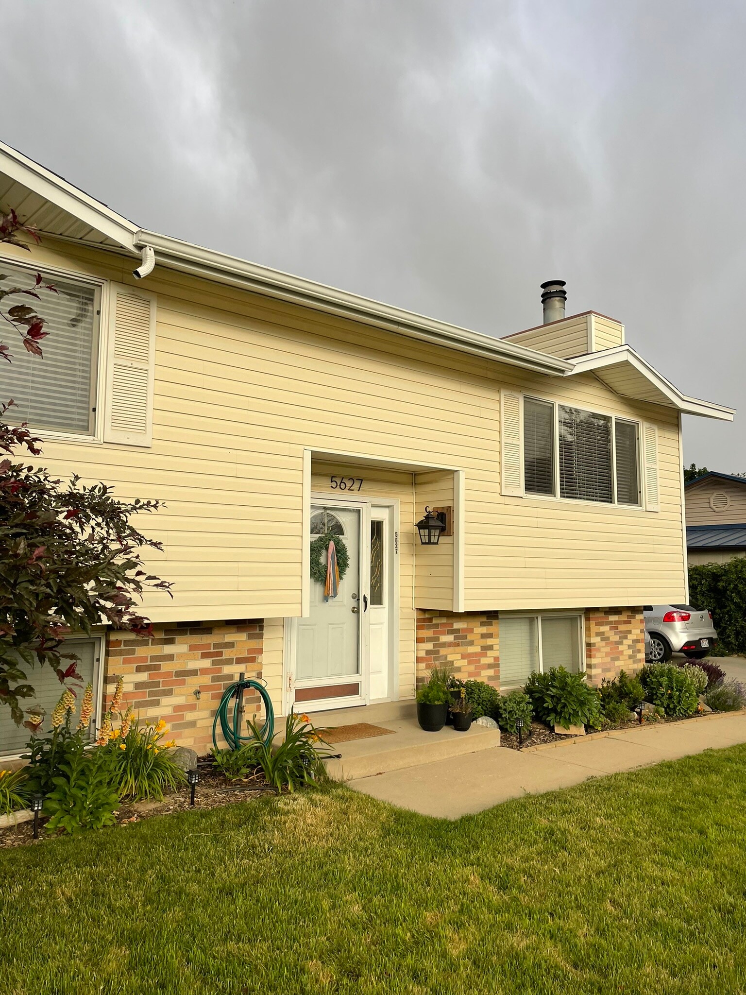 Building Photo - 5627 S Sarah Jane Dr