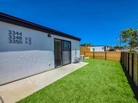 Building Photo - 3344 Lockwood Dr