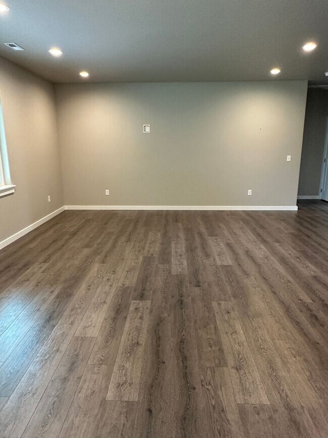 Building Photo - Beautiful New Construction ADA Accessible Home in a Fantastic Neighborhood.