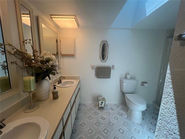 Building Photo - 21212 Burkhart Dr